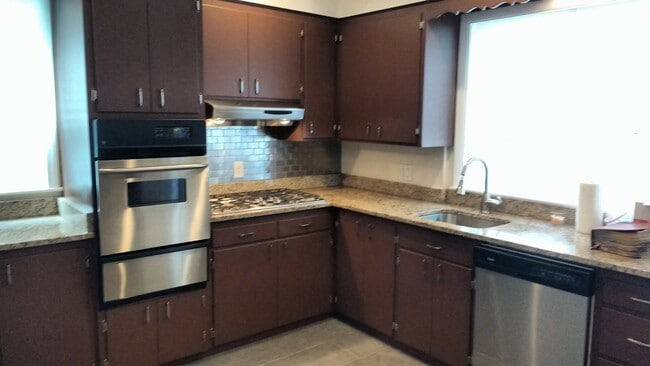 Building Photo - Providence- Stunning Elmwood Single Family...