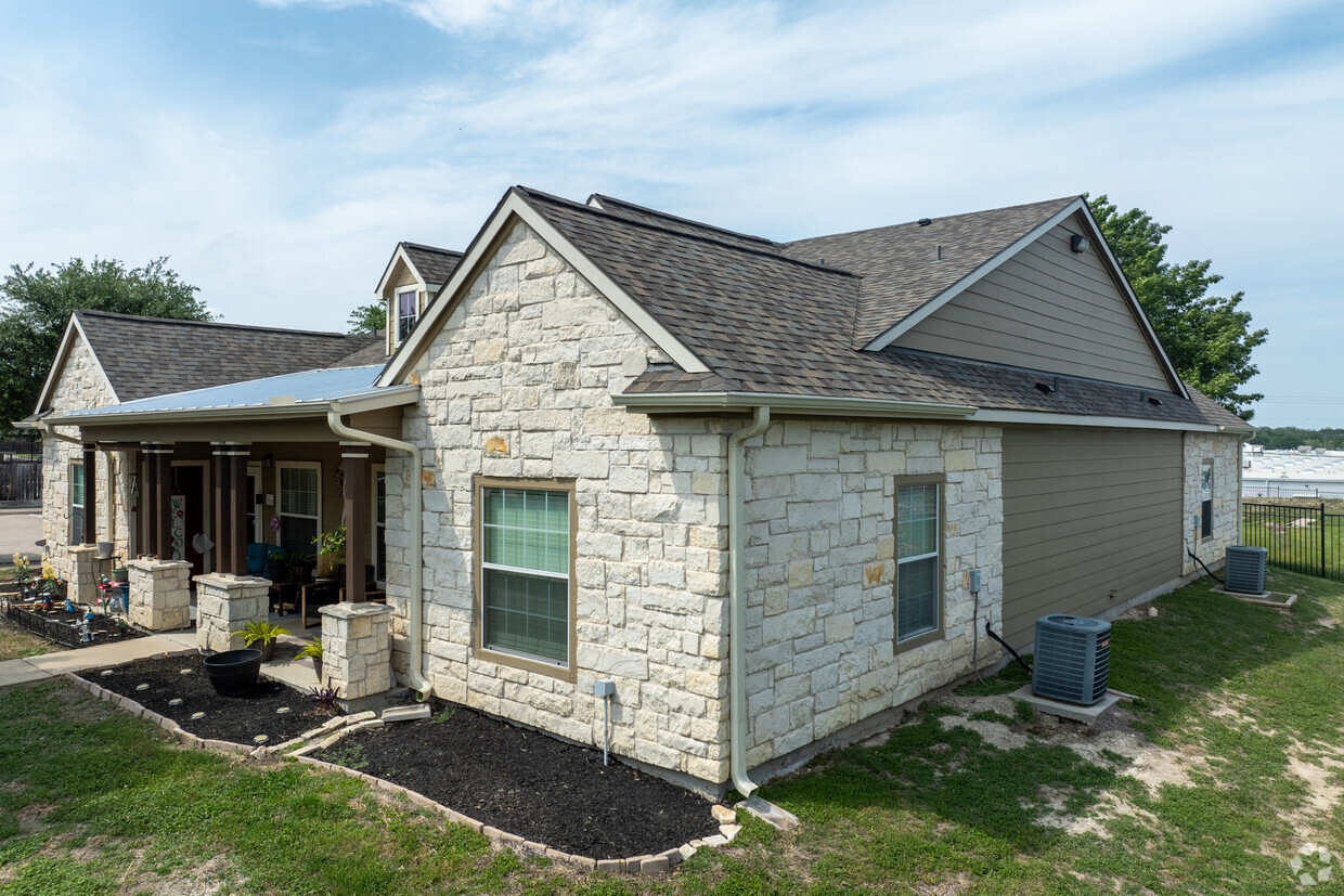 Primary - Tremont Apartment Homes