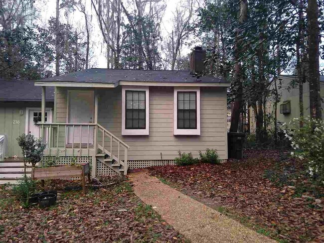 Building Photo - 218 Parkbrook Cir