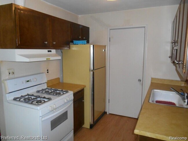 Foto del edificio - 22812 Talford St