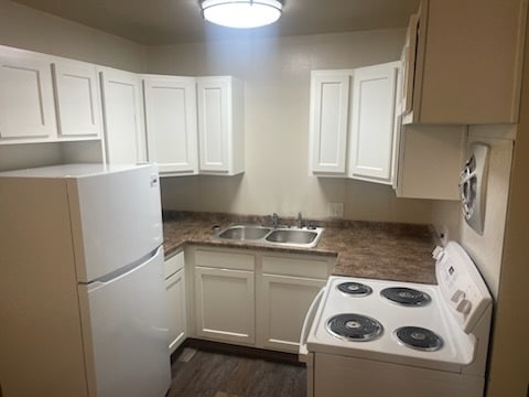 Building Photo - 115 Maple Ln