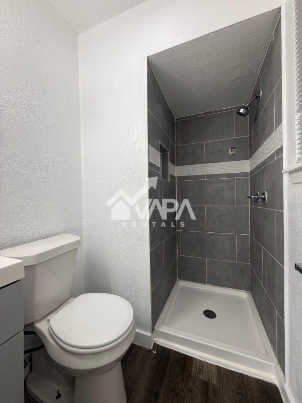 Foto del edificio - 538 Maddux St