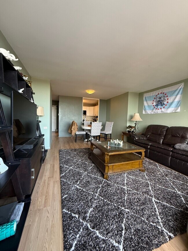 Foto del edificio - 5415 N Sheridan Rd