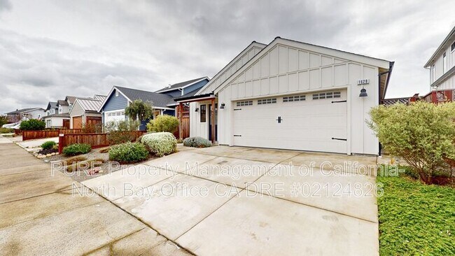 Building Photo - 1628 Jenna Pl