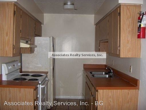 Building Photo - 2302 SW 39th Dr