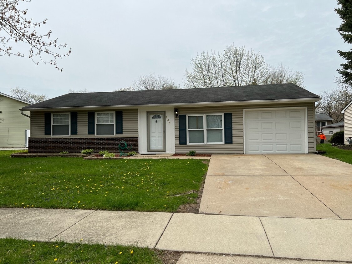 141 Butternut Dr, Bolingbrook, IL 60440 House Rental in Bolingbrook