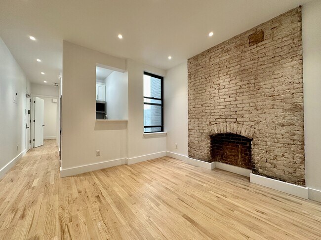 Foto del edificio - 29 W 12th St