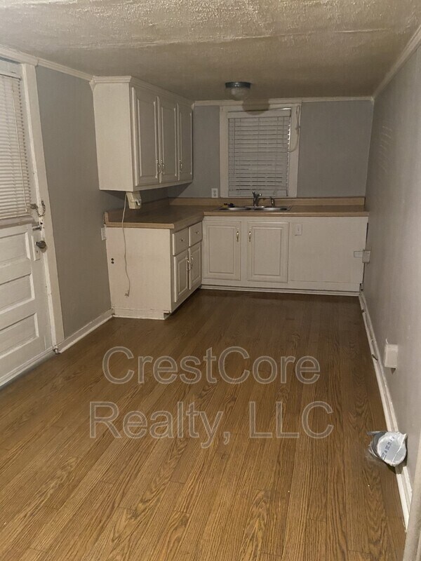 Building Photo - 135 Poplar Grove Rd