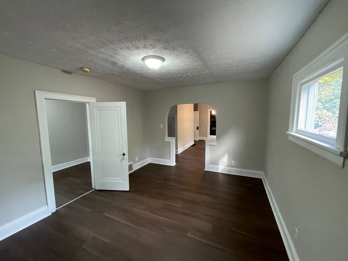 6553 Newman Ave Cleveland, OH 44127 – photo 5