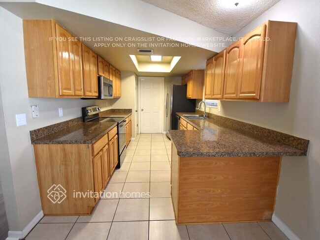 Foto del edificio - 1737 Grand Oak Dr