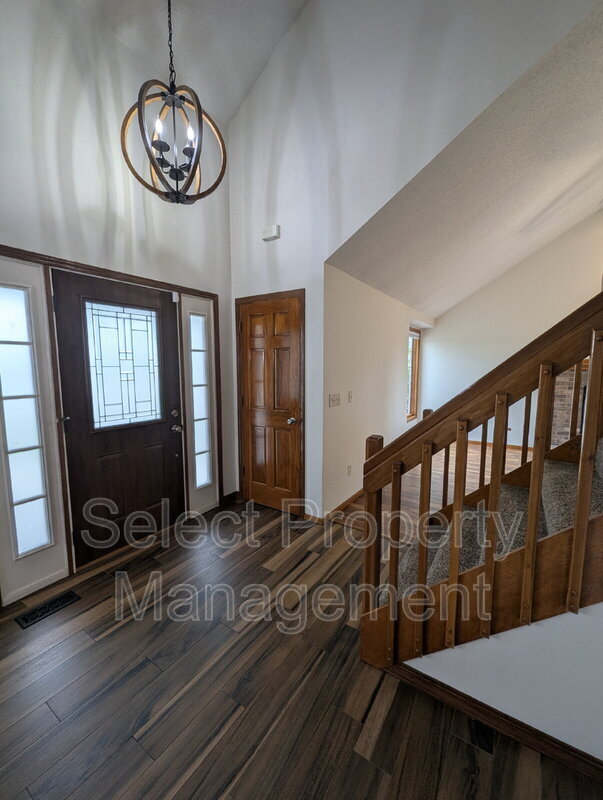 Building Photo - 2803 Walnut Run