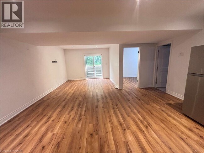 Photo du bâtiment - 7171 Lionshead Ave