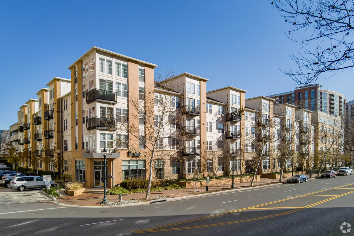 Primary Photo - Silverton Condominiums