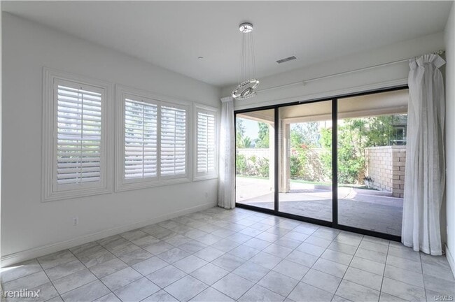 Building Photo - 5 br, 4.5 bath House - 148 Big Bend Way
