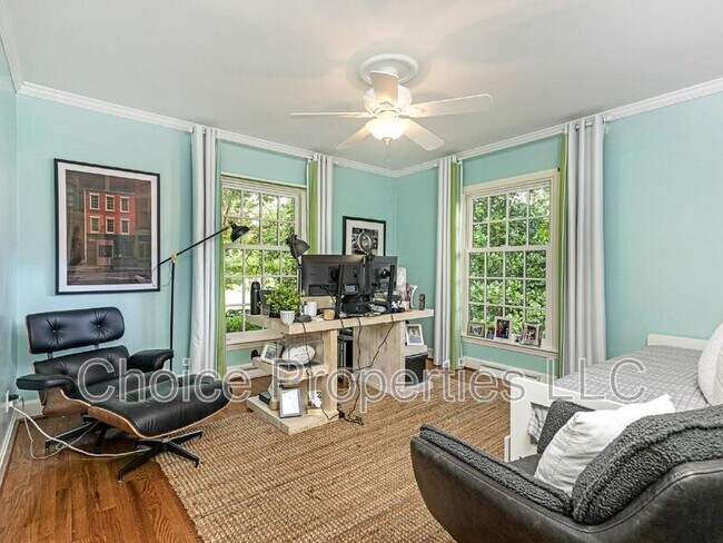 Foto del edificio - 3515 Foxcroft Rd