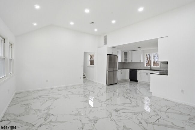 Foto del edificio - 67 Nolans Point Rd