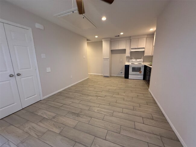 Foto del edificio - 5530 Hillman St