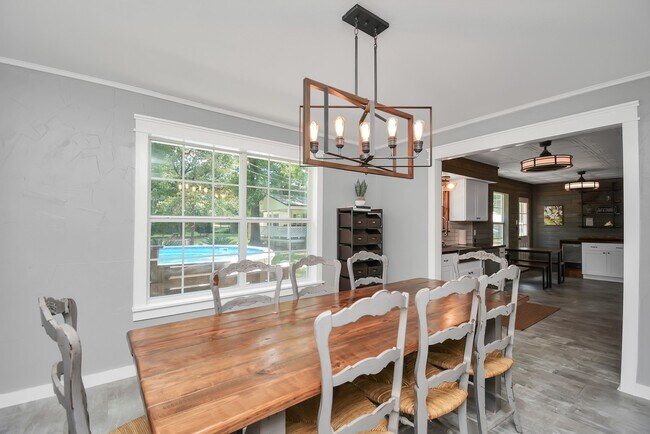 Foto del edificio - 22936 Mossy Oaks Rd