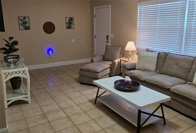 Foto del edificio - 170 Argus Rd