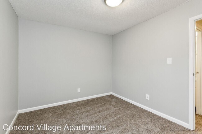 Building Photo - 2 br, 1.5 bath Apartment - The Retreat at ...