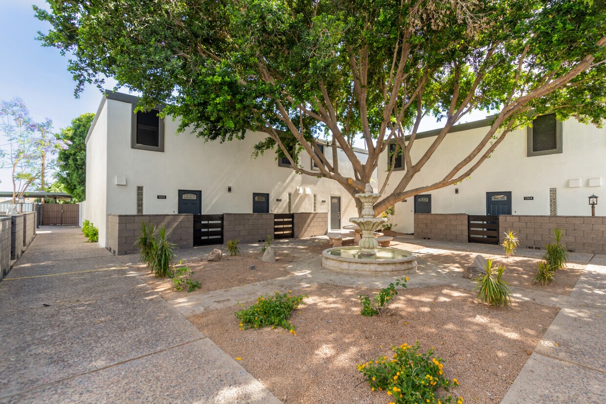 Primary Photo - 7325 E Belleview St
