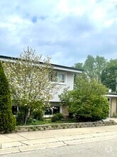 Building Photo - 358 Walnut Ave