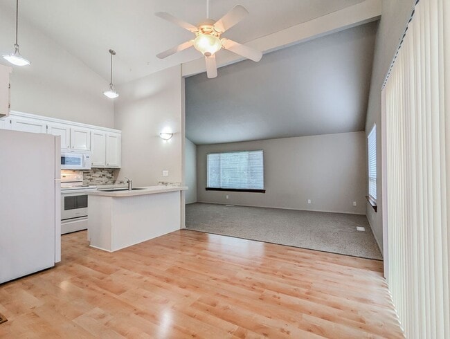 Foto del edificio - 5327 Glenwood Ave