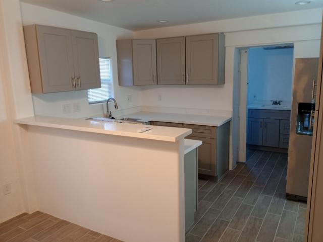 Building Photo - 1 bedroom in Eloy AZ 85131-2588