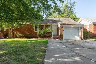 Building Photo - 306 W Mimosa Dr