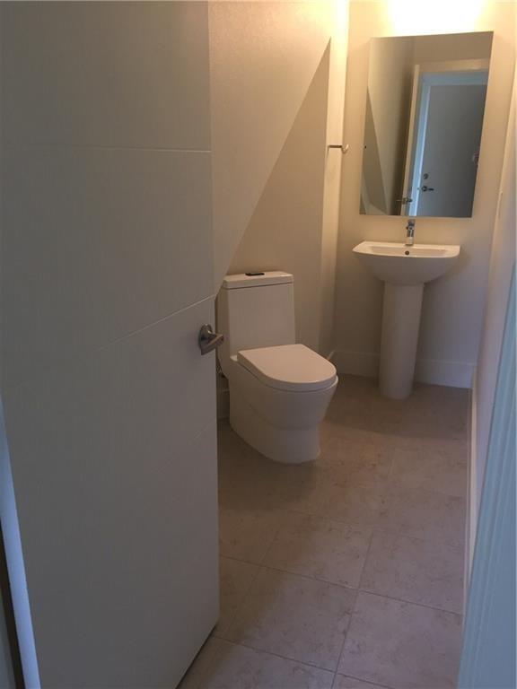 Foto del edificio - 604 N Bluff Dr
