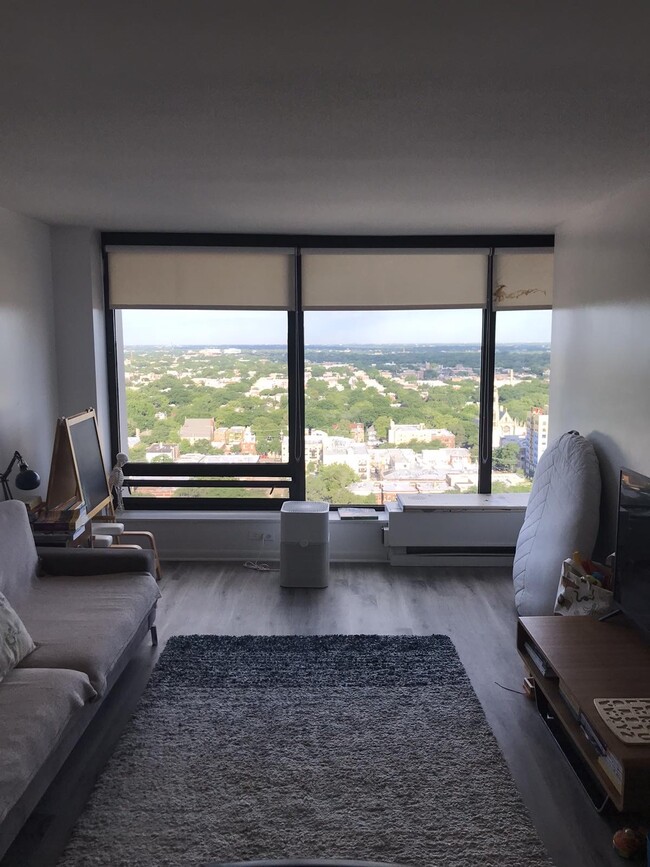 Foto del edificio - 5445 N Sheridan Rd