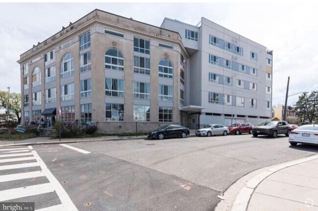 Building Photo - 5885 Colorado Ave NW
