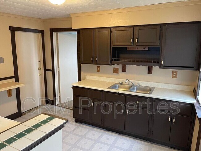 Foto del edificio - 1816 N Morrison St