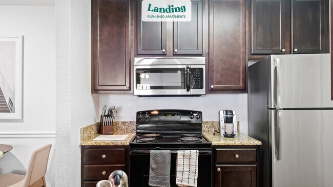 Foto del edificio - 8134 Colonial Village Dr