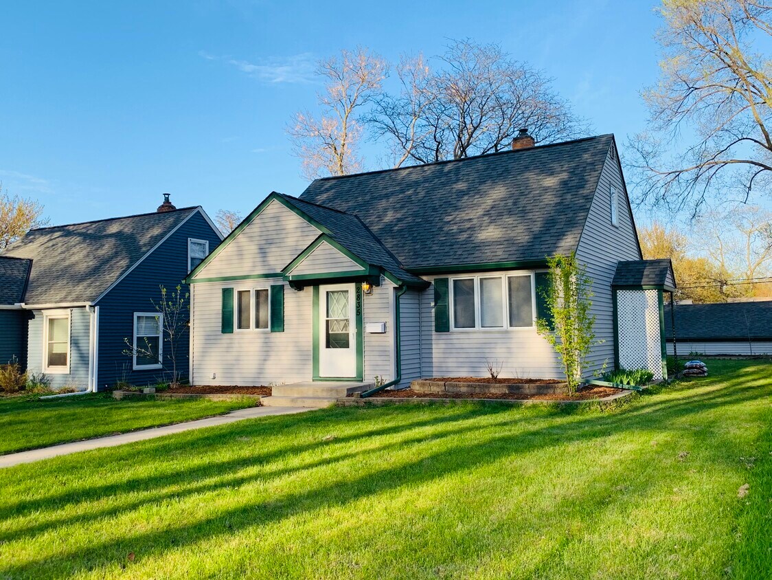 Foto principal - 2835 Edgewood Ave S