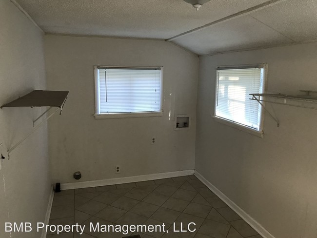 Foto del edificio - 2 br, 1 bath House - 2312 E Second St