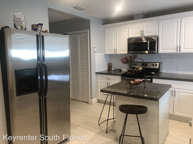 Foto del edificio - 3 br, 2.5 bath House - 611 7th Ave North