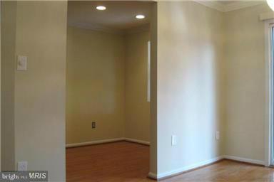 Building Photo - 6450 Gildar St