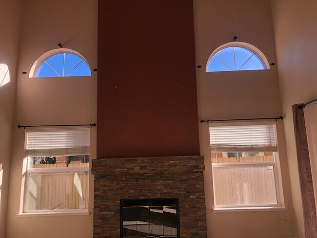 Foto del edificio - Cozy & Well-Maintained Home in a Peaceful ...