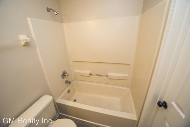 Building Photo - 3 br, 2 bath House - 1082 Whitten Rd