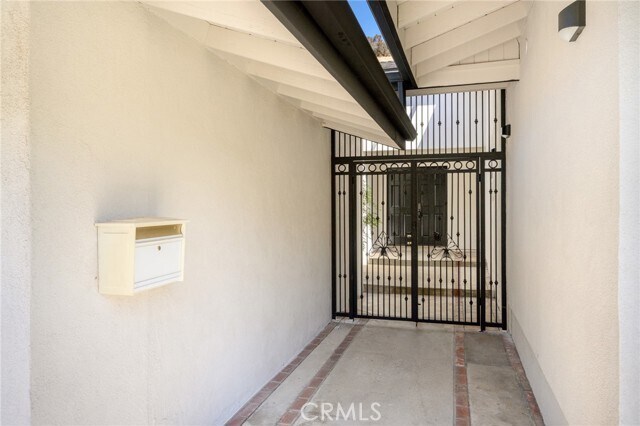 Foto del edificio - 1323 Branta Dr