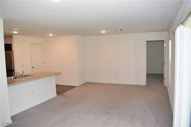 Building Photo - 4055 Union Ln