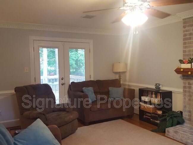Building Photo - 8406 Sir Sagamore Ct