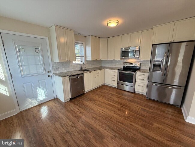 Foto del edificio - 1859 E Ridge Pike