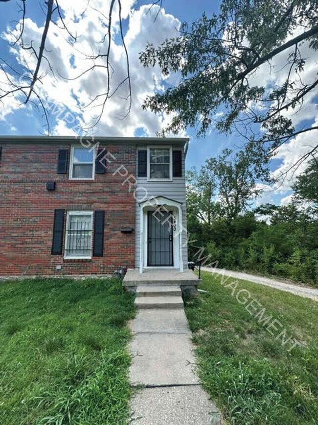 Building Photo - 5400 Swope Pkwy