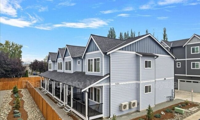Building Photo - 5686 Sunstone Pl
