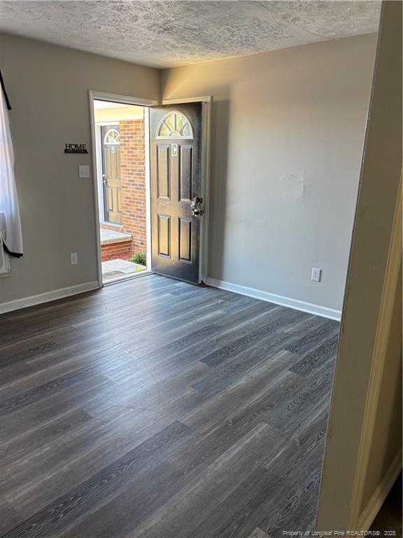 Foto del edificio - 6443 Applecross Ave