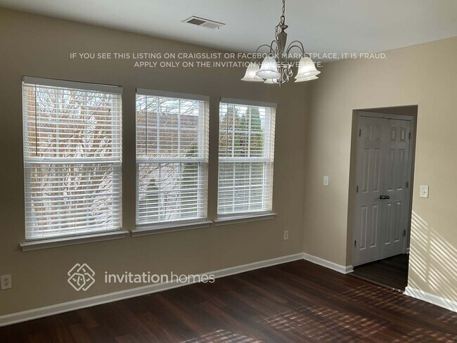 Building Photo - 12224 Palomar Dr