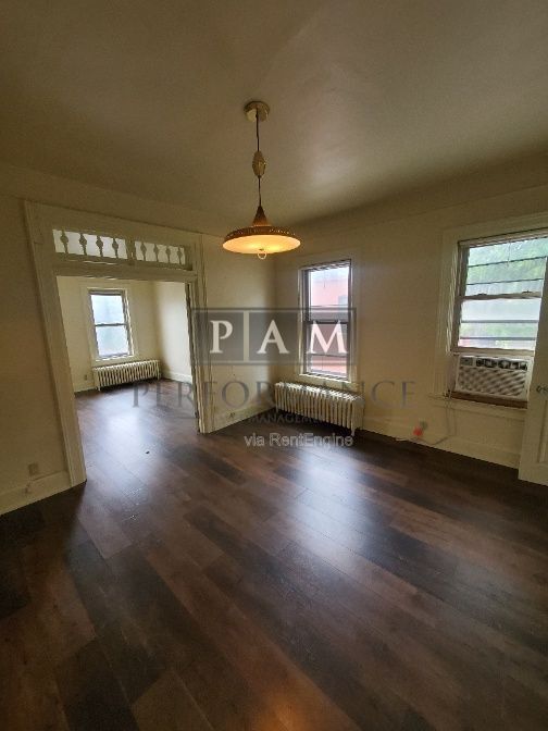 Foto del edificio - 919 E Brady St