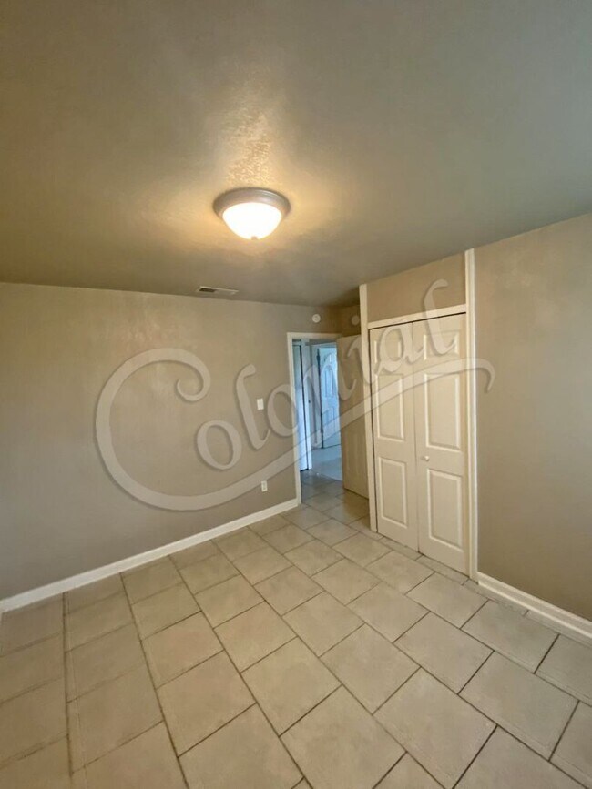 Foto del edificio - AVAILABLE SOON!